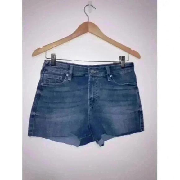 True Religion Maisie Hi-rise Denim Shorts Raw Hem Medium Wash Size 28 - Picture 2 of 12